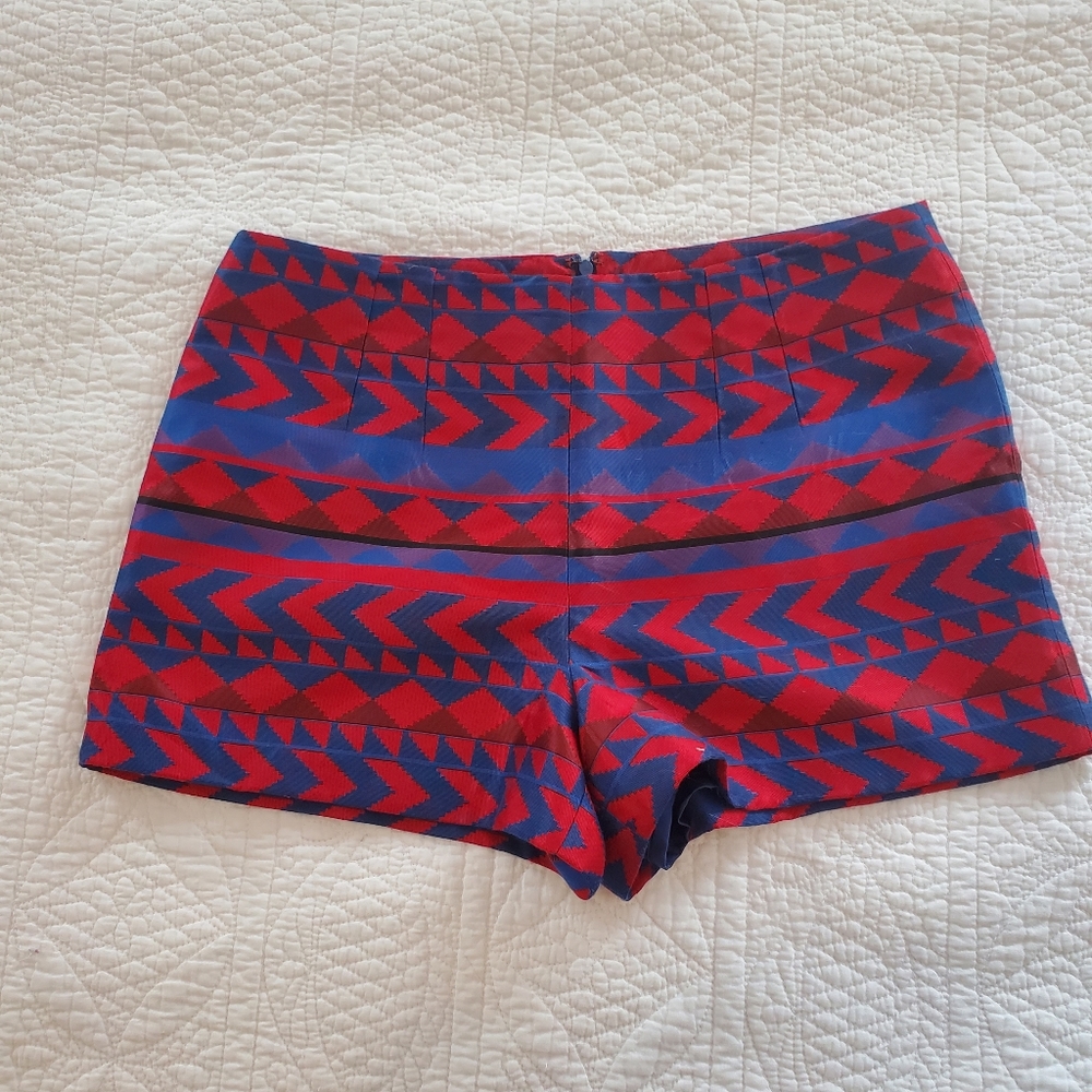 Love 21 shorts